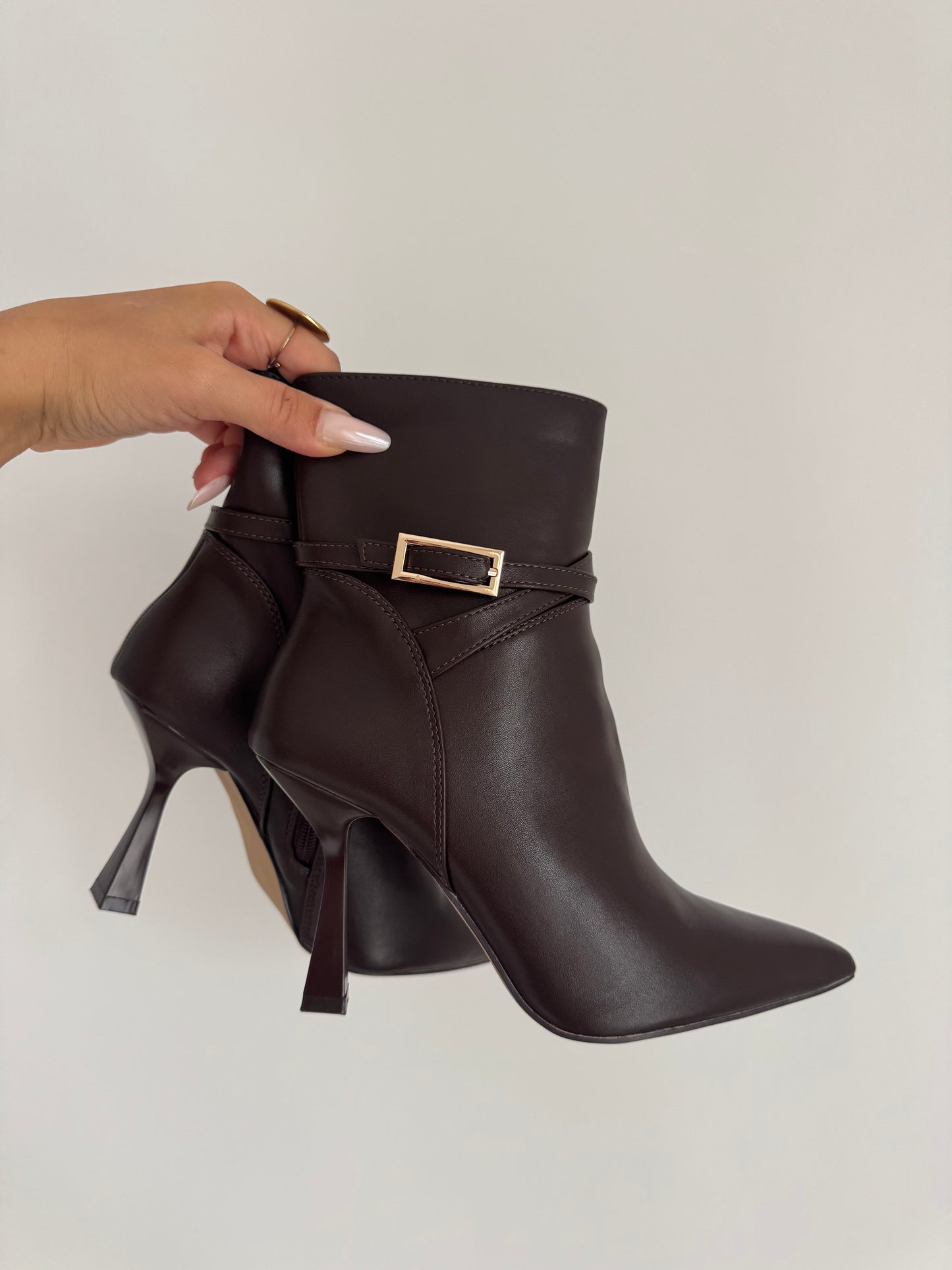 BOTTINES SIENNA POINTU